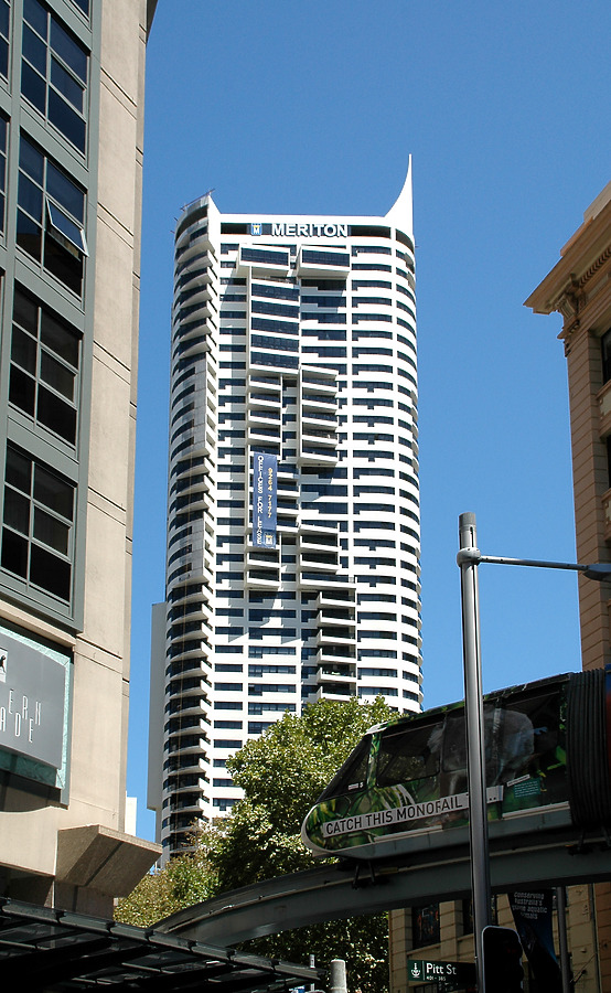 Meriton Tower by John Bek