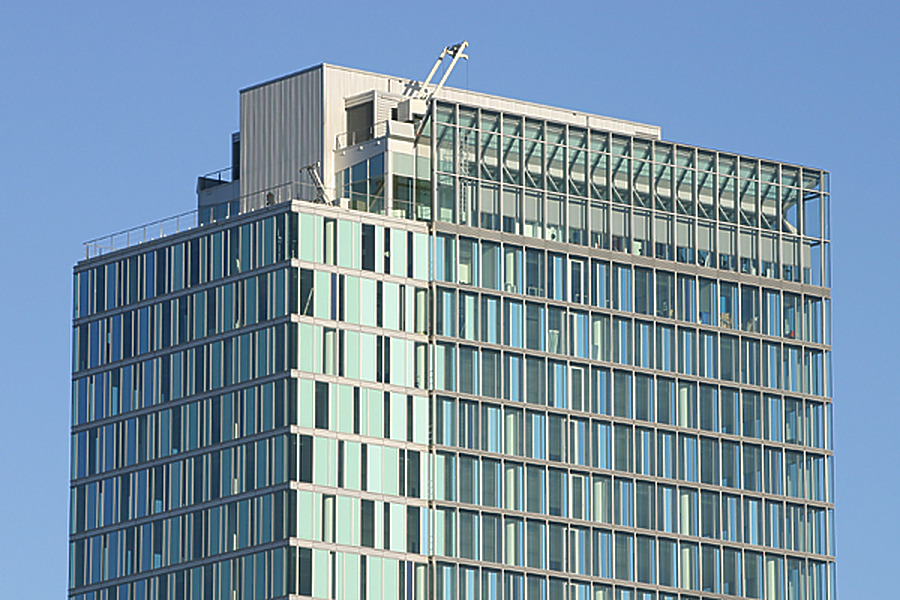 WTC H Toren by Michiel van Dijk