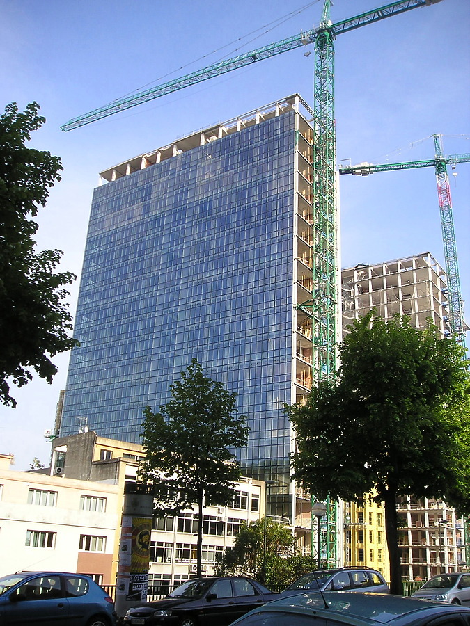 Isozaki Atea I by Mikel Allende
