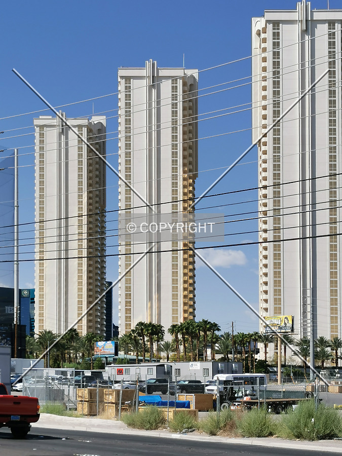 The Signature at MGM Grand - Tower II by Nephilim