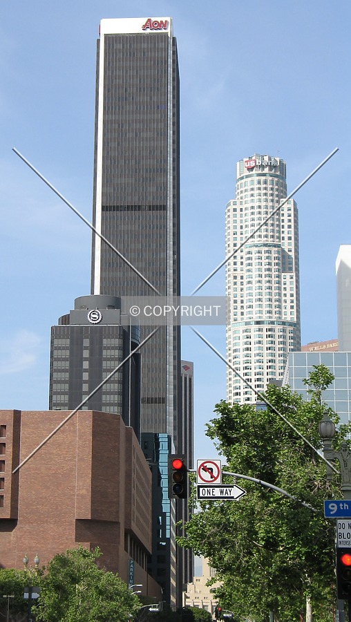 Aon Center by Emmanuel D.