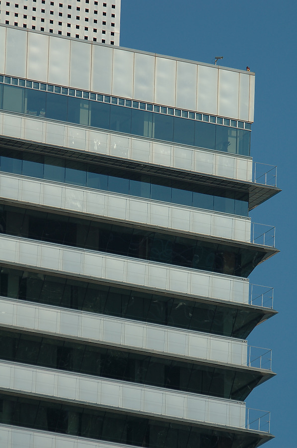 Torre Mapfre by David Guija