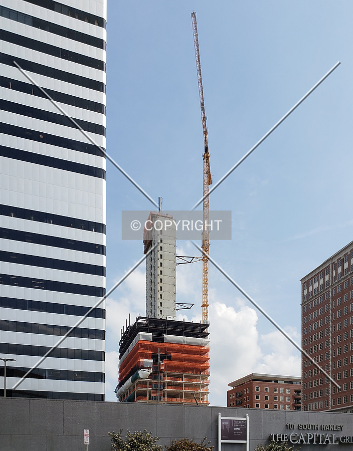 Centene Plaza C by Ryan Hildebrand