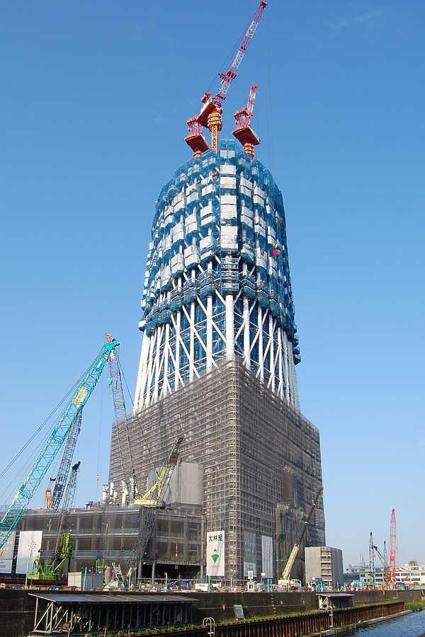 Tokyo Sky Tree by Kevin Hemphill