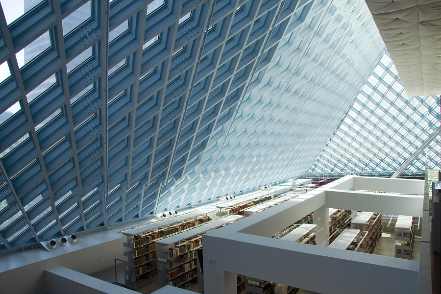Seattle Central Library by Pavel Toczynski