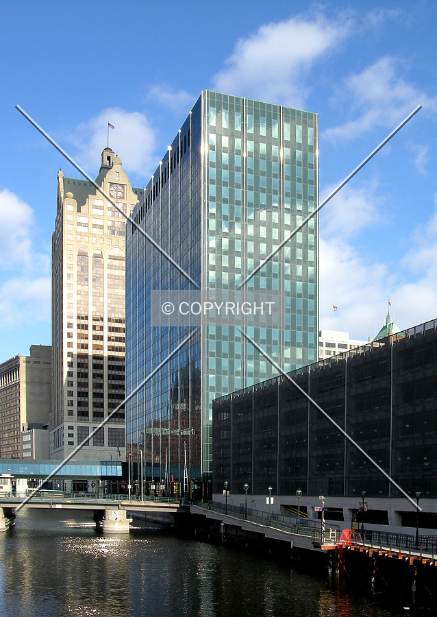 Chase Tower by Chris Patriarca