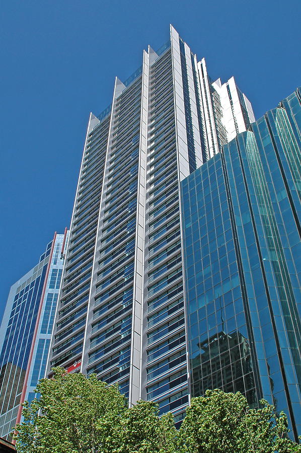 Lumière Residences by John Bek