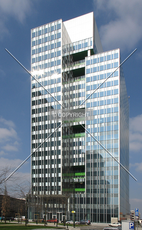 Zenith Building by Emmanuel D.