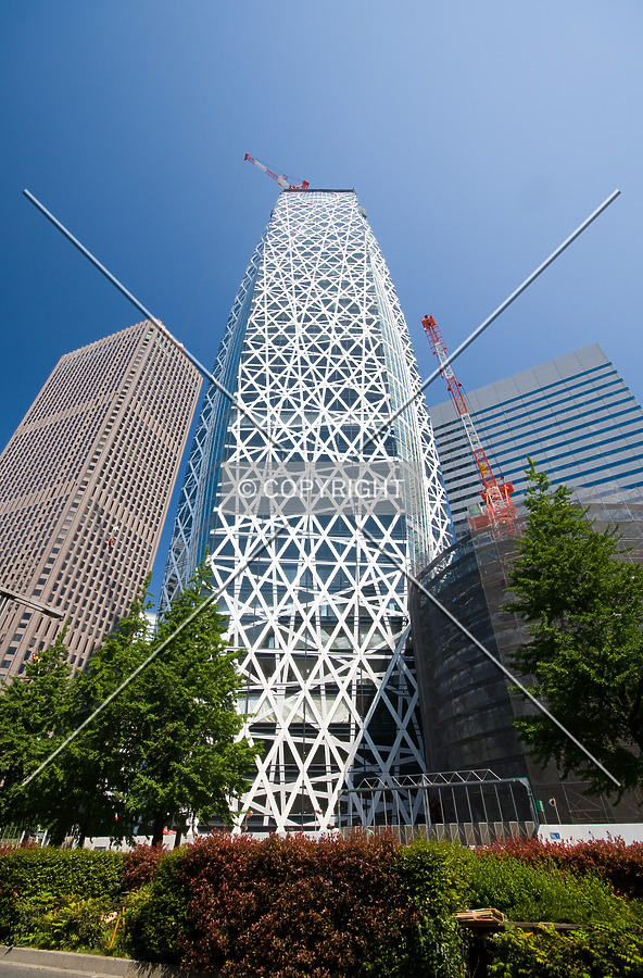 Mode Gakuen Cocoon Tower by Serdica