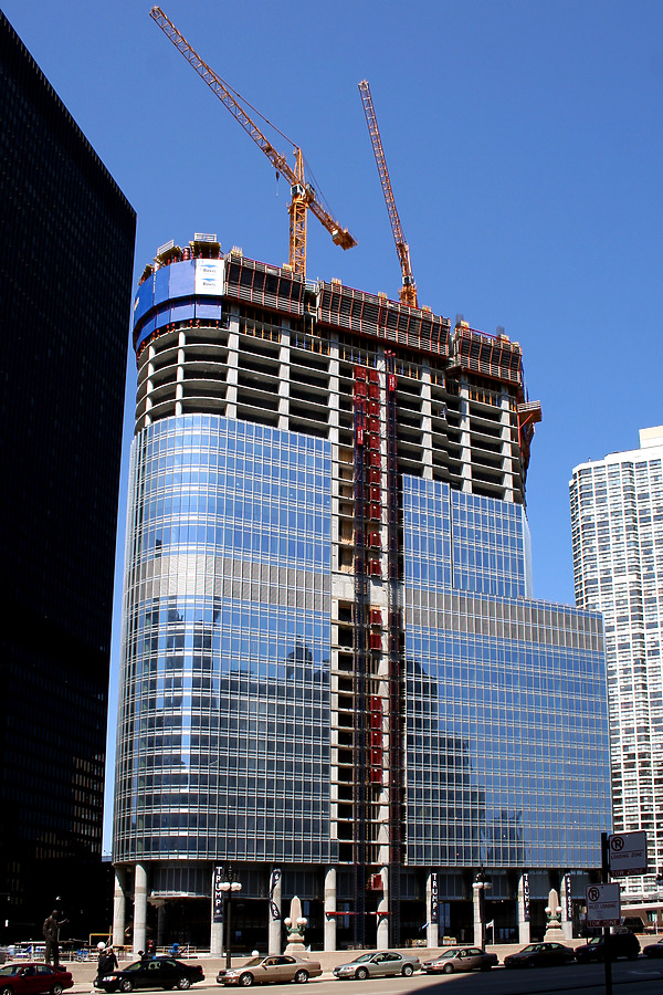Trump International Hotel & Tower by Daniel Kieckhefer