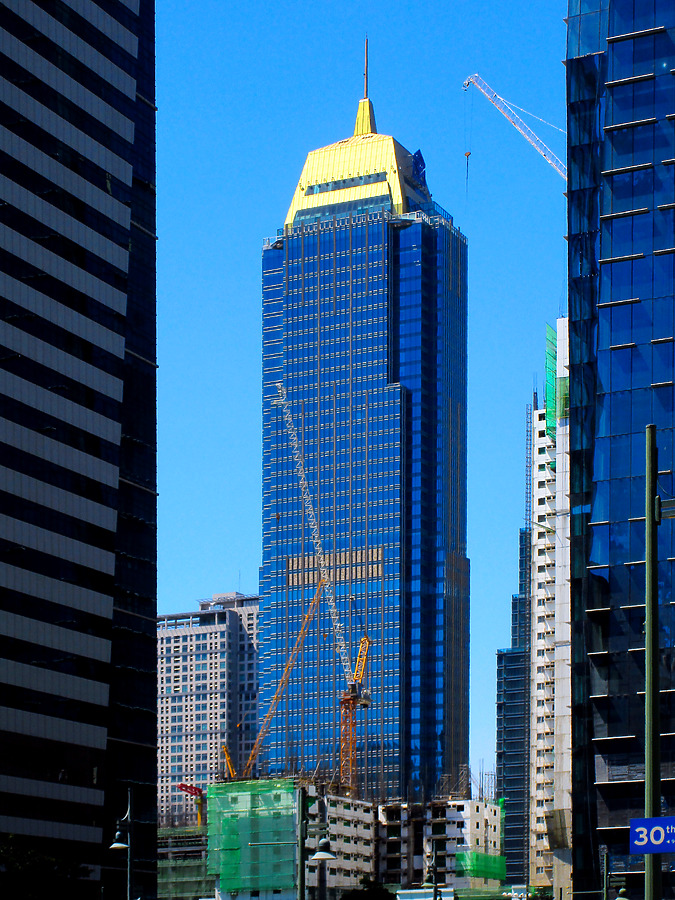 Grand Hyatt Manila by Daniel Kieckhefer