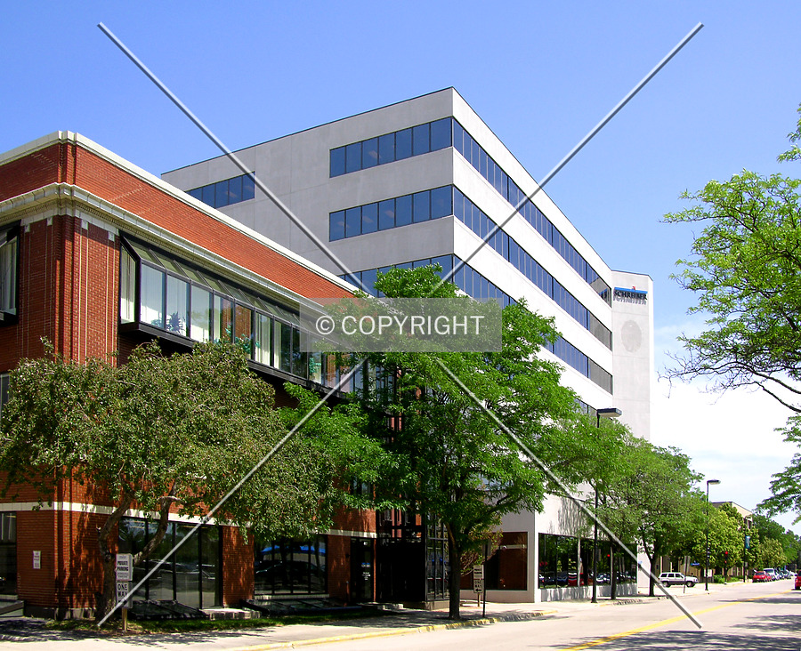 425 Pine Street by Chris Patriarca