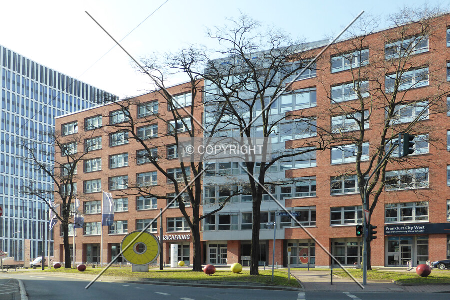 Voltastraße 84