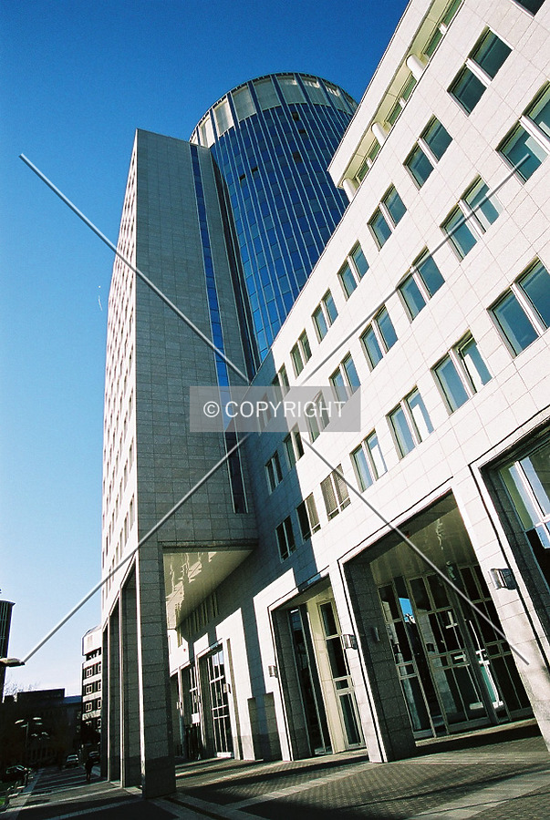 Haus der Wirtschaft - Turm 2 by Nephilim