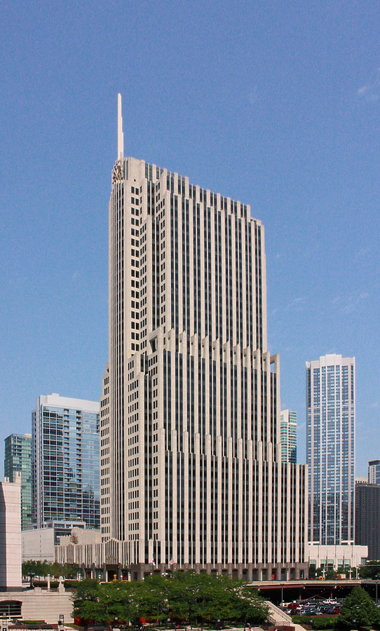 NBC Tower by Ryan Hildebrand