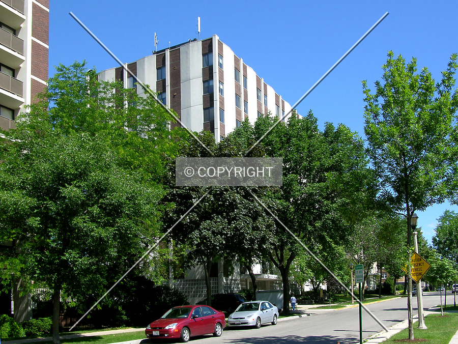 Shorewood East Apartments by Chris Patriarca