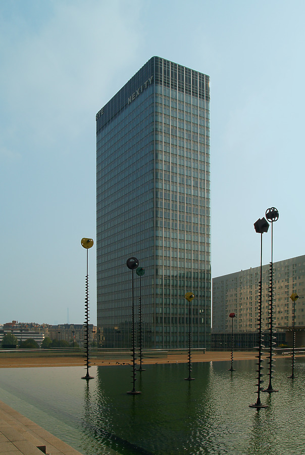 Tour Initiale by Cesar Serrano