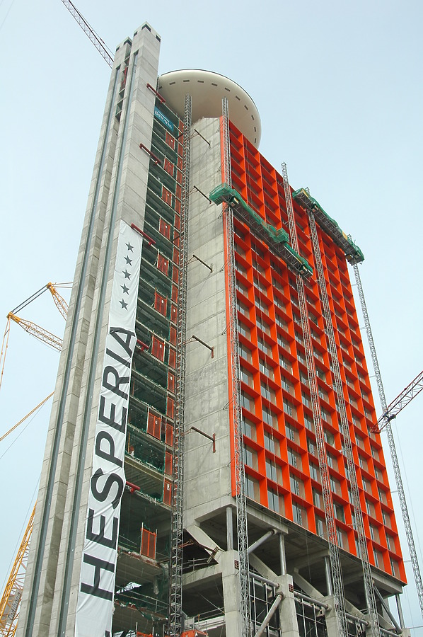 Hesperia Tower by David Guija