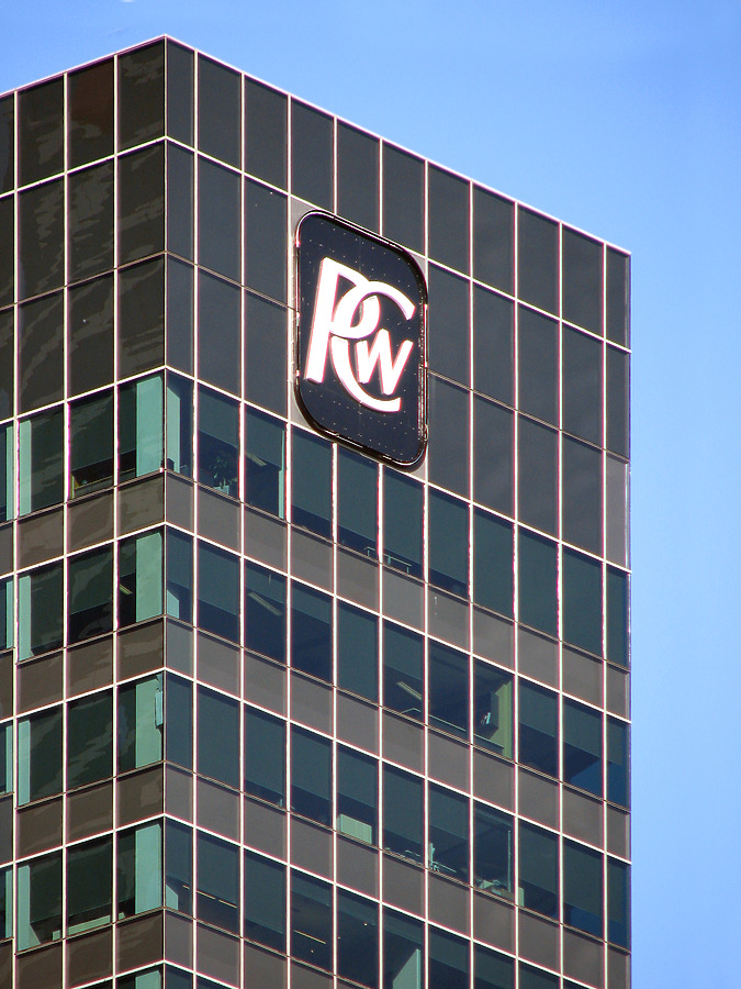 2 Southbank Boulevard by Wilson Ling