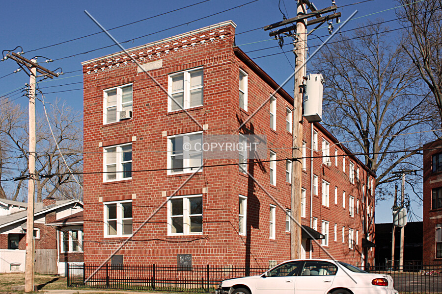 2270 Yale Avenue