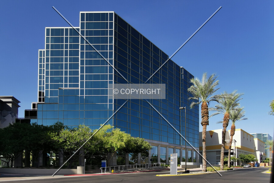 Camelback Esplanade IV