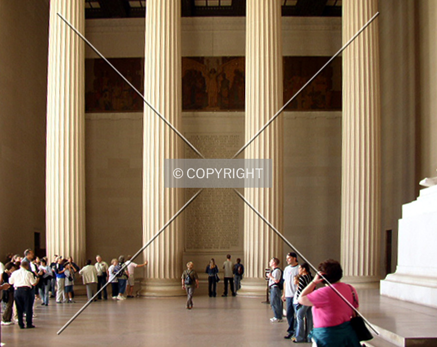 Lincoln Memorial by Chris Patriarca