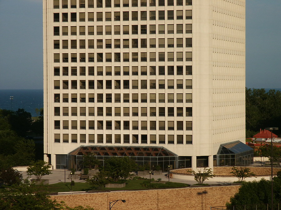 The Breakers at Edgewater Beach by Daniel Kieckhefer