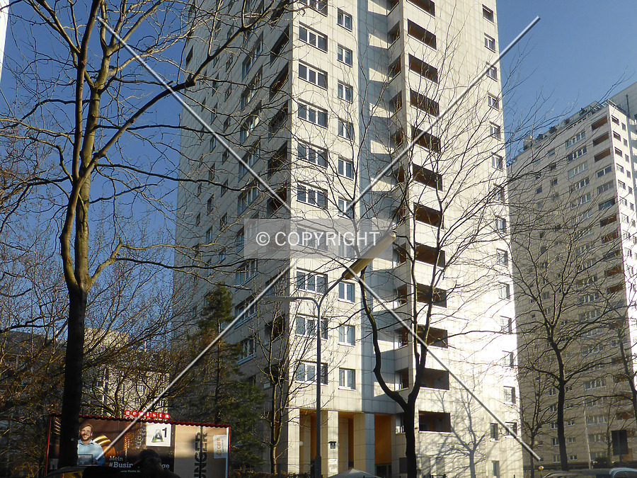 Kratochwjlestraße 8/7 by Nephilim