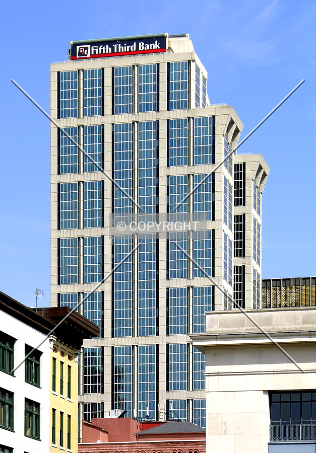 Fifth Third Center by Chris Patriarca