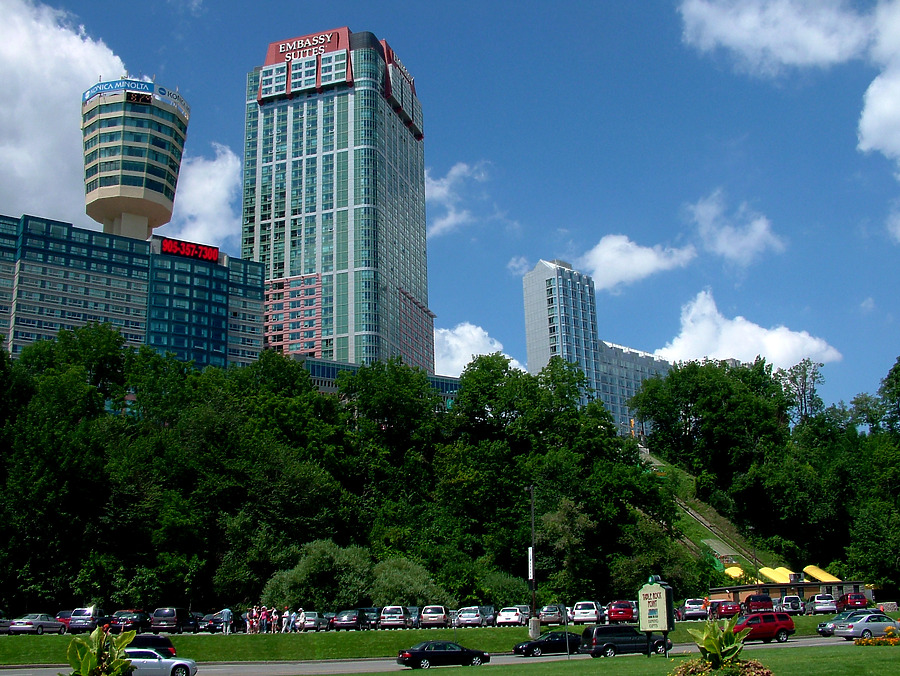 Embassy Suites Hotel Niagara Falls - Fallsview by Pedro Marcelino