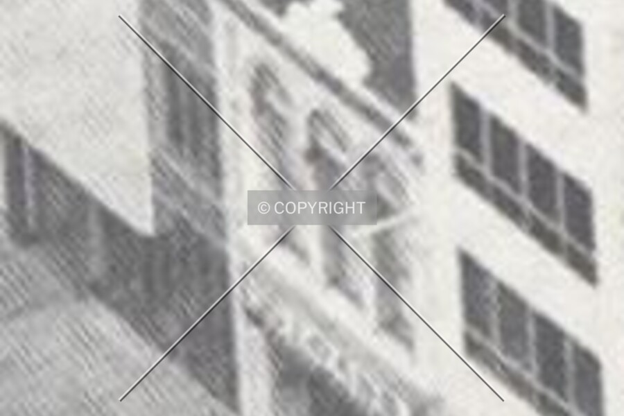 821 Locust Street