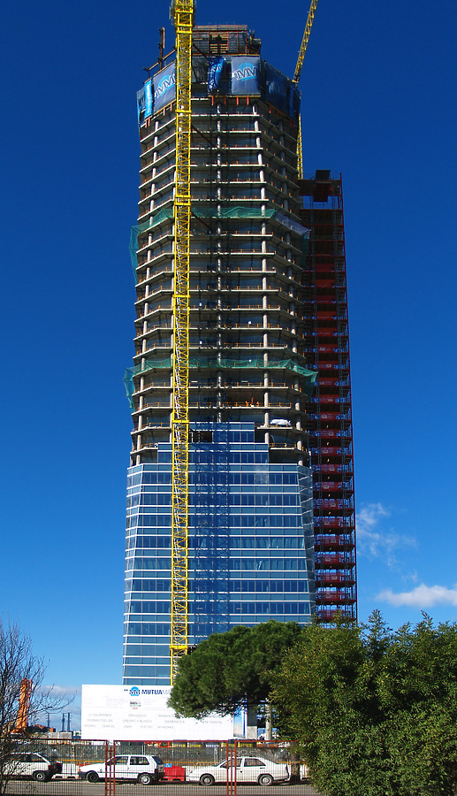 Torre de Cristal by Cesar Serrano