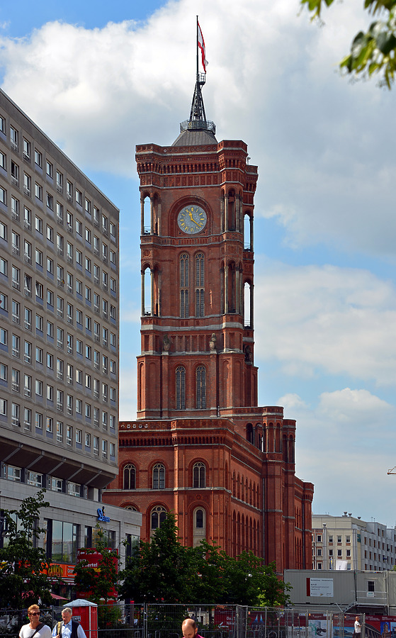 Rotes Rathaus by John W. Cahill