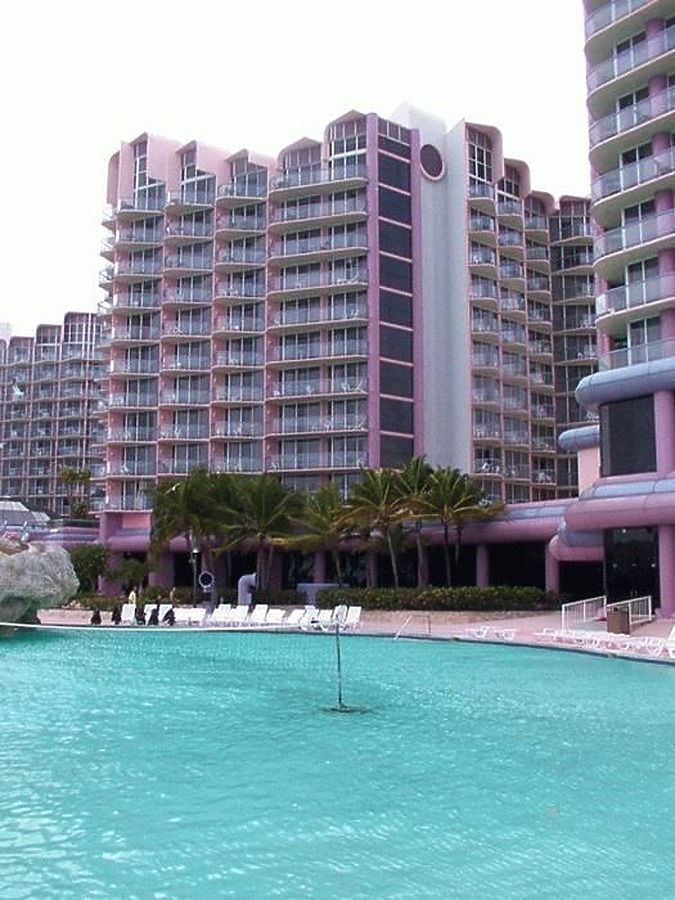 Wyndham Nassau Resort Tower H by Daniel Kieckhefer
