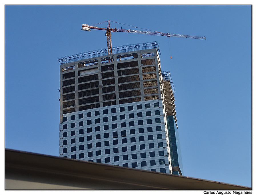 Eldorado Business Tower by Virgilio Grimaldi