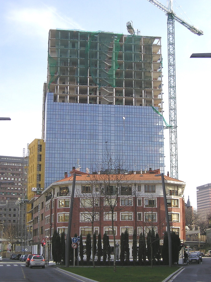 Isozaki Atea I by Mikel Allende