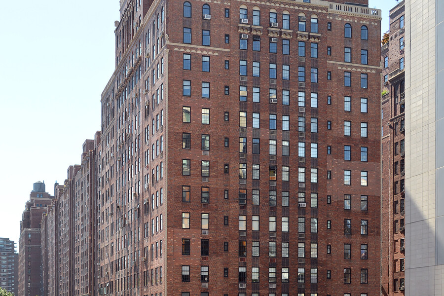 London Terrace Apartments