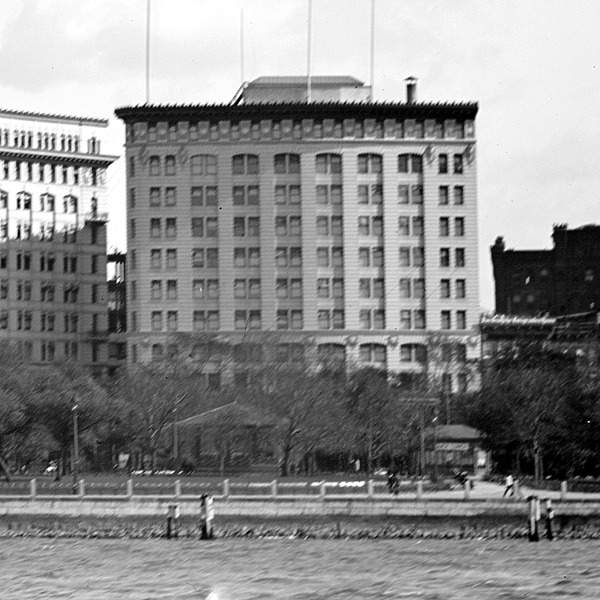 19 State Street by Detroit Publishing Co.