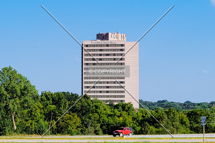 DoubleTree by Hilton Hotel Kansas City - Overland Park