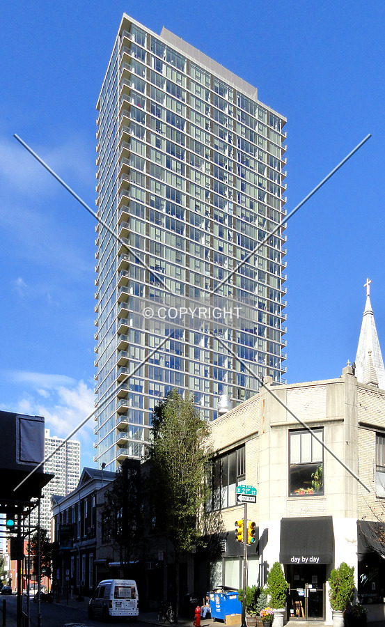 2116 Chestnut Street by Chris Patriarca