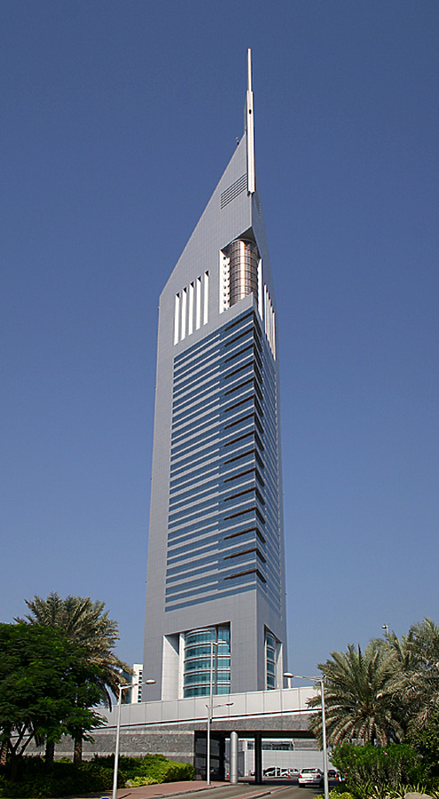 Jumeirah Emirates Towers Hotel by Michiel van Dijk