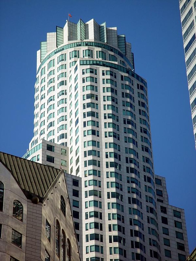 US Bank Tower by Garrett Stout