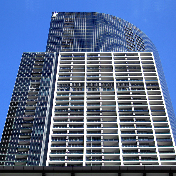 Freshwater Place Residential Tower by Wilson Ling