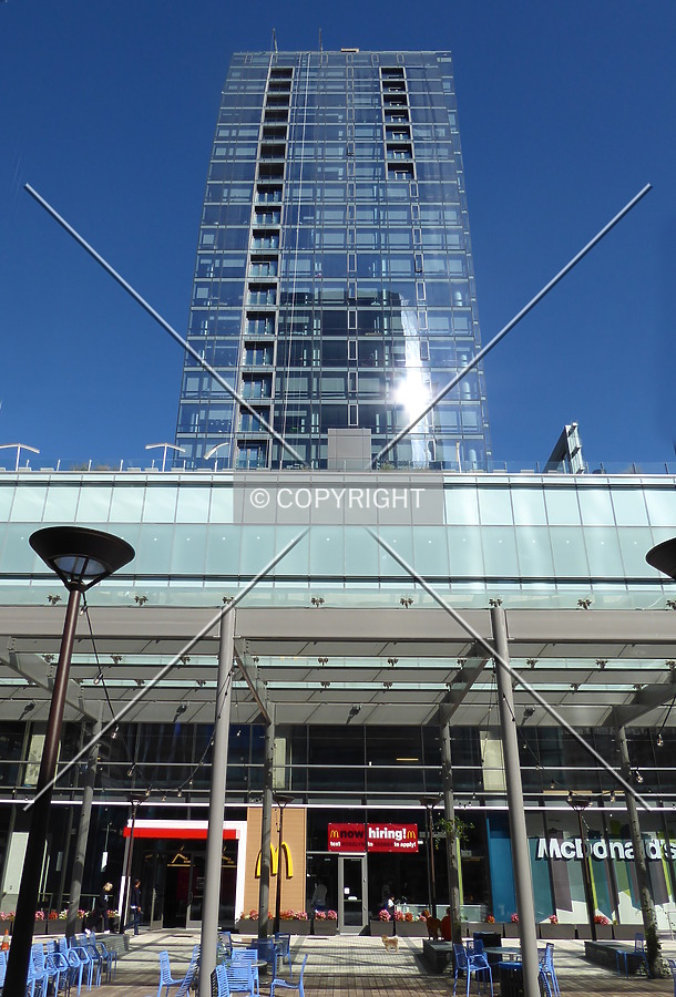 Rosslyn Central Place Residential Tower by Chris Patriarca