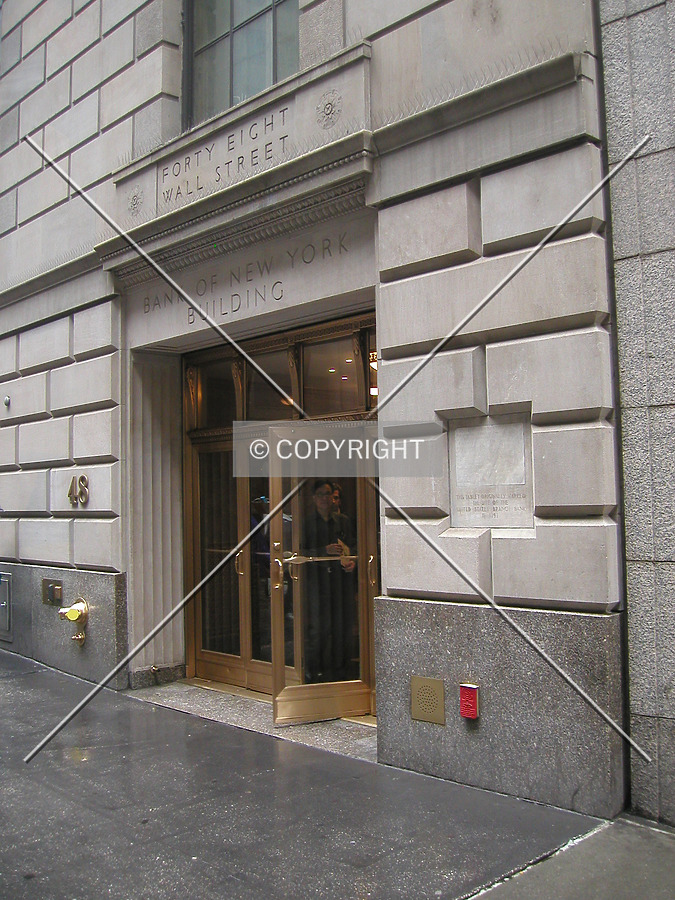 Bank of New York & Trust Company Building by Nephilim