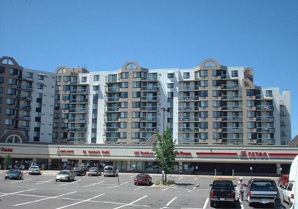 Market Village & Village Shore Apartments