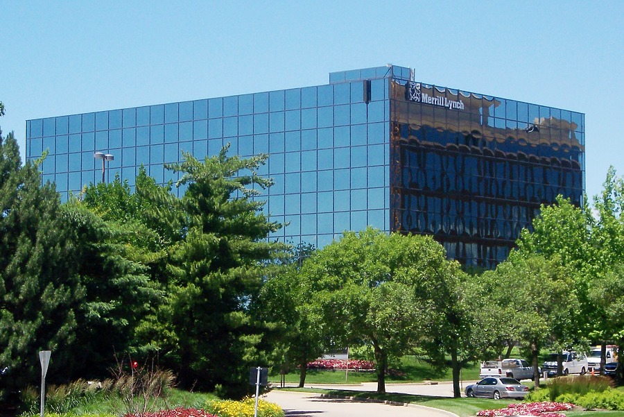 400 Chesterfield Center by Ryan Hildebrand