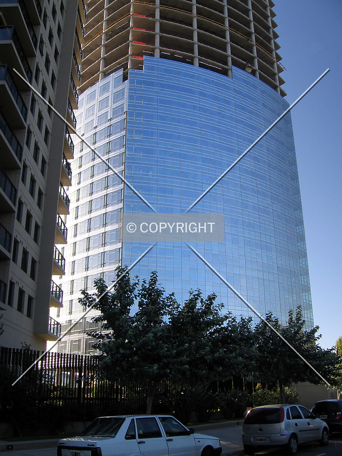 Torre Repsol YPF by Maximiliano Buono