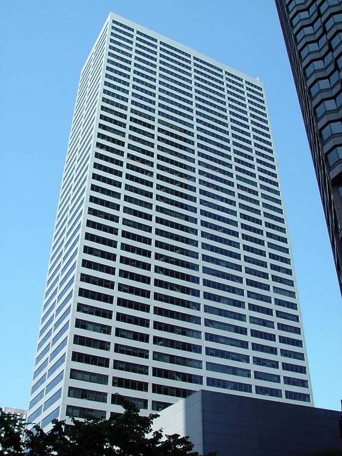 Bank of America Fifth Avenue Plaza by Garrett Stout