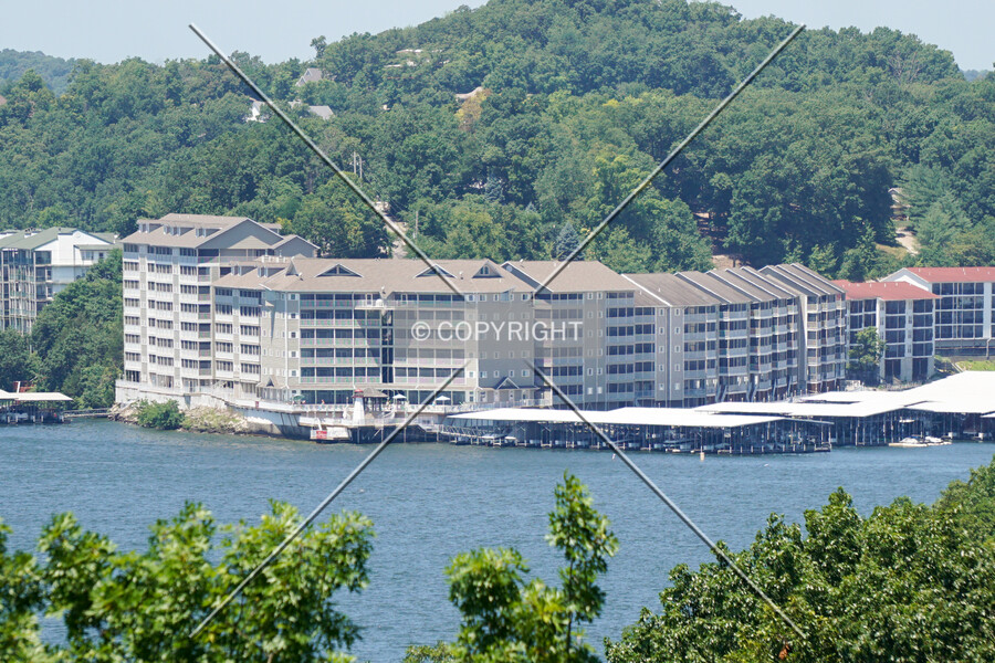 Lighthouse Pointe Condominiums